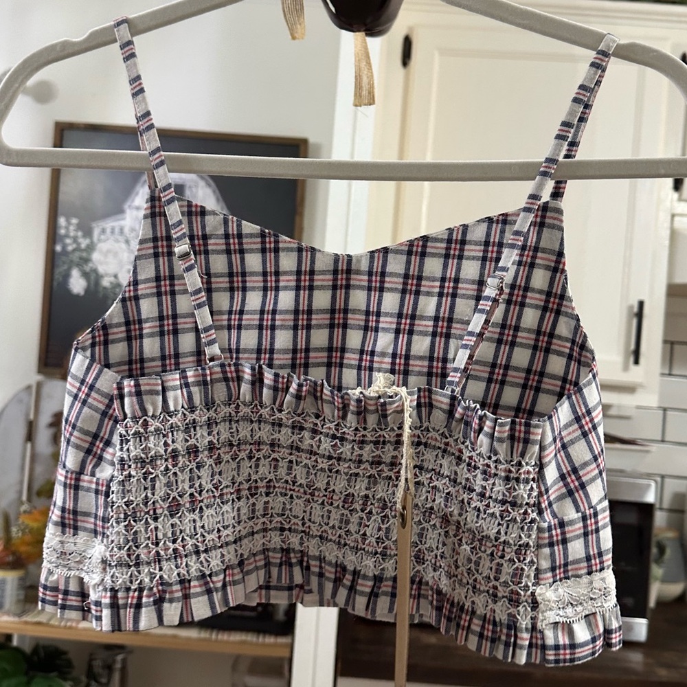 New POL Women’s Plaid Smocked Cropped Baby Doll 90s Tank Top Lace Detail Small